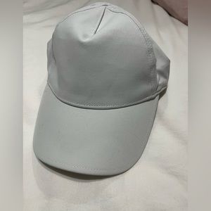 Lululemon Athletica White Baseball Style Hat‎ New